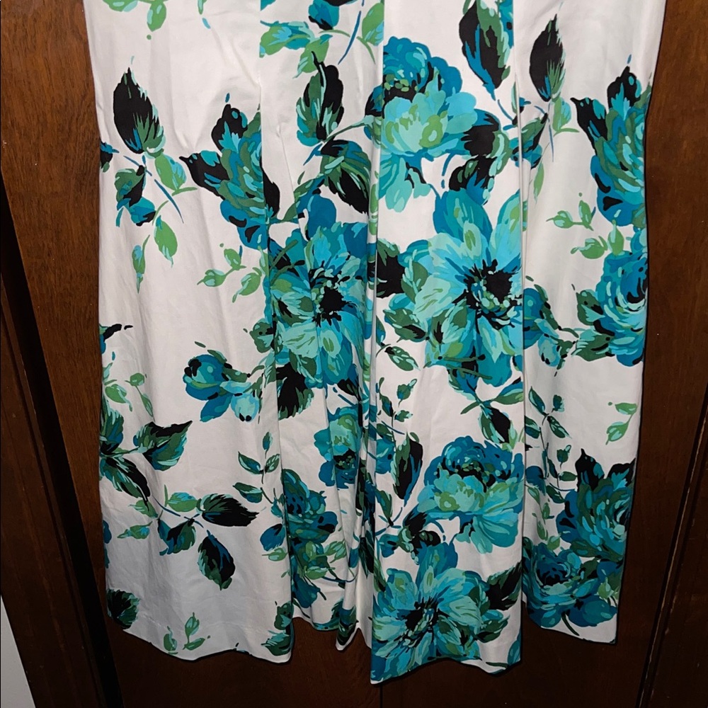 Gabby Skye Blue Floral Mini Dress - Picture 5 of 9
